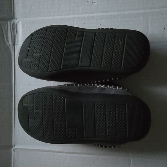 EverFoams Men's Suede Memory Foam Moccasin Slippers W/Fuzzy Sherpa Lining Size 9 - Picture 5 of 8